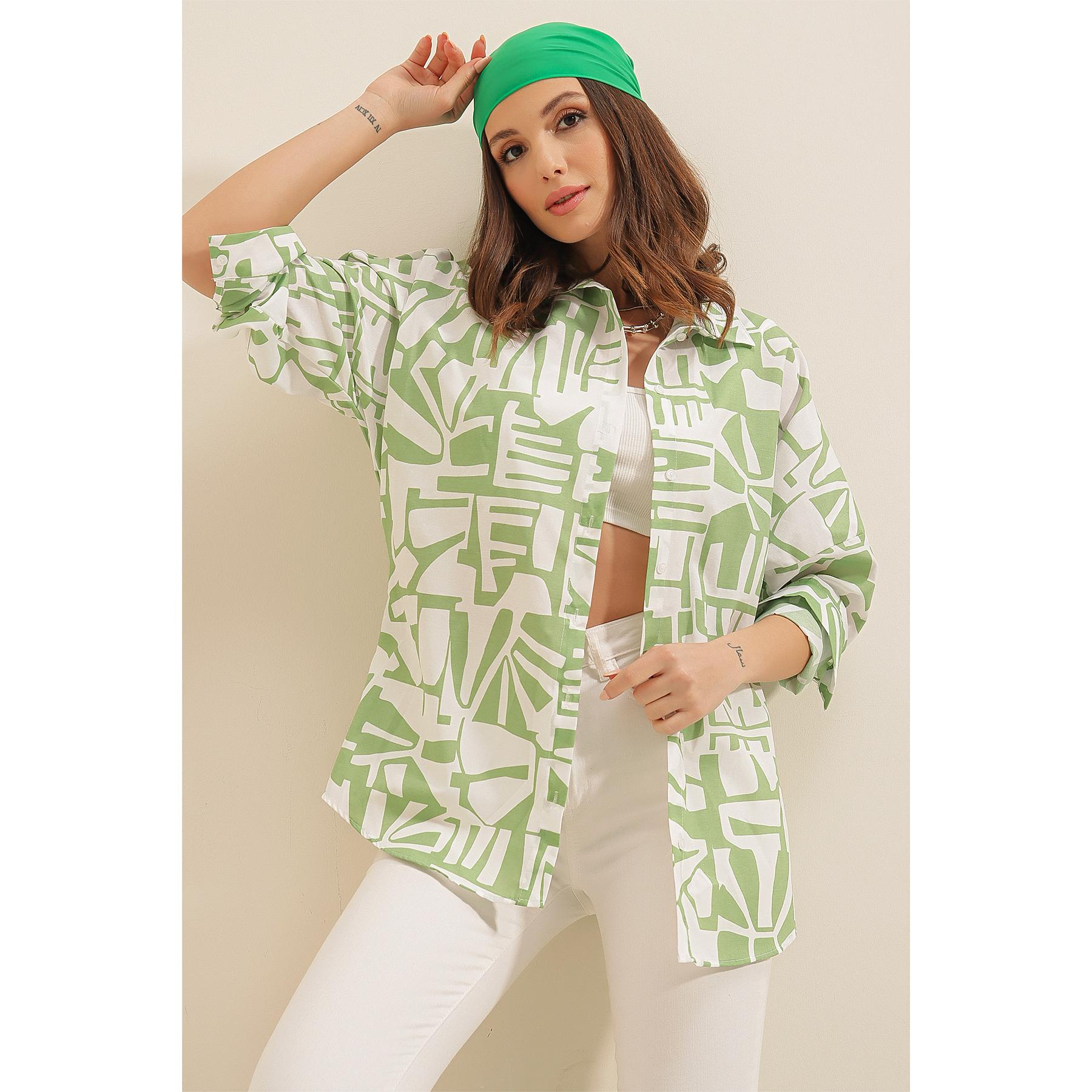 

Рубашка оверсайз с смешанным рисунком