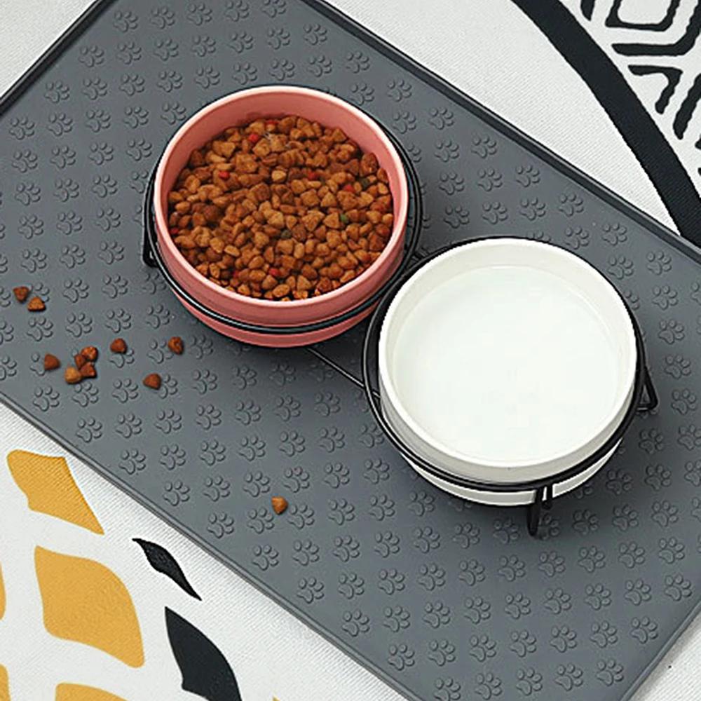 Pet Placemat Nonspill Easy To Clean Foldable Cat and Dog Feeding Mat Silicone Non-slip Waterproof Pet Mat