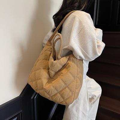 Rhombus Embroidered Thread Shoulder Bag Large Capacity Tote Bag Simple Versatile Shoulder Messenger Bag Fashionable Commuter Bag