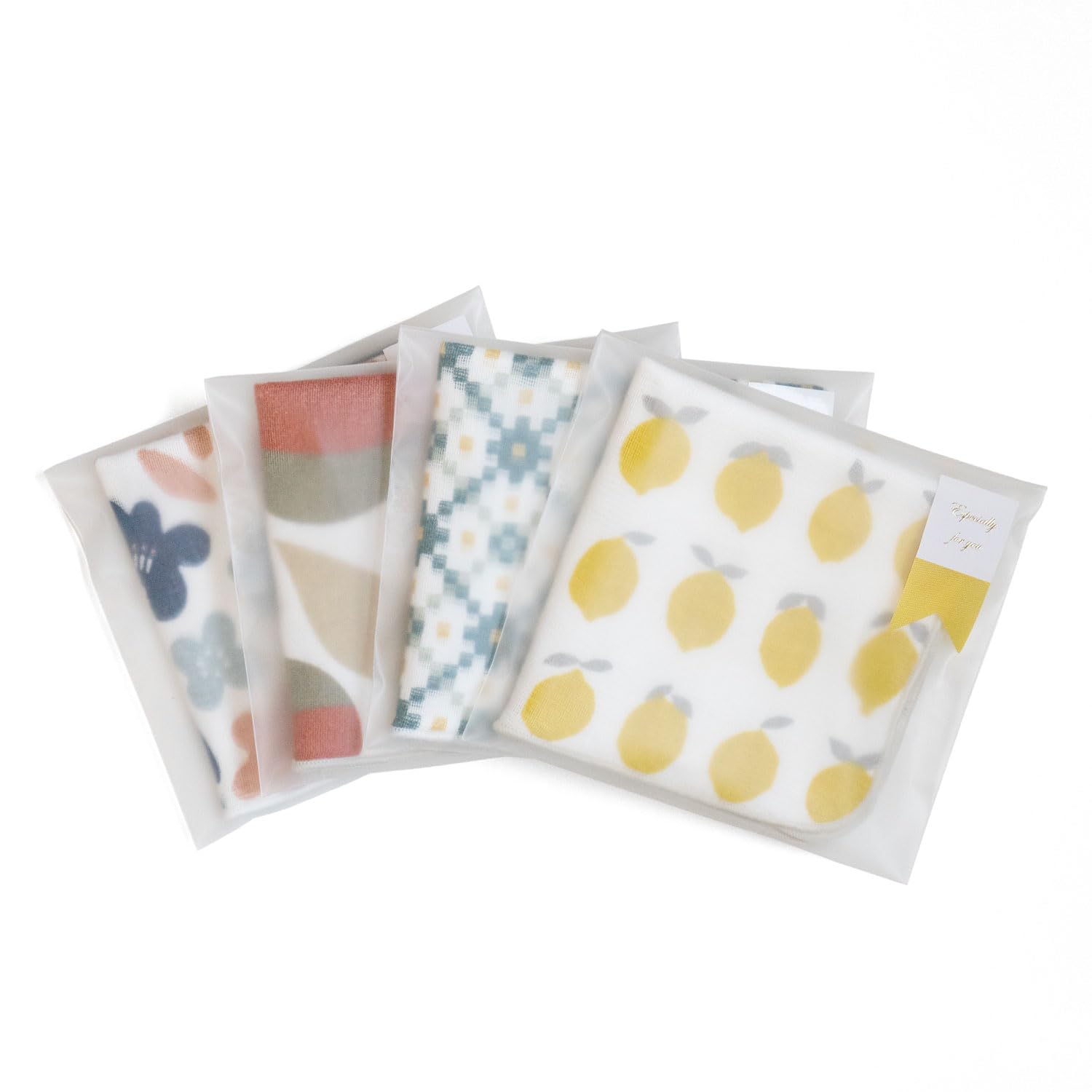 

oruTa Набор Индивидуально Марлевое полотенце Микке Сенсю Небольшой подарок с лентой Ассорти Салфетки, 4, В упаковке, Салфетки, Полотенце, Наклейка, 100%