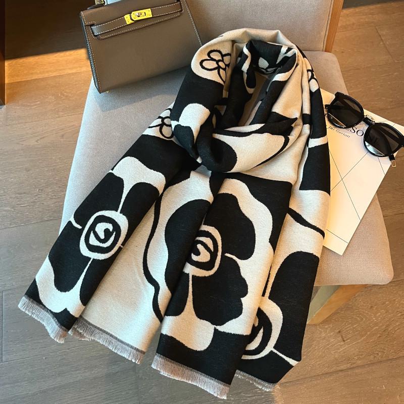 2025 Women's Light Luxury Black & White Camellia Shawl Cardigan - High-End Versatile Spring/Summer Scarf