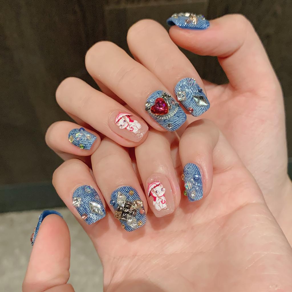 Square Press on Nails Short Fake Nails Press ons False Nails with Cute Cat Pattern Acrylic Full Cover Glue on Nails Artificial Stick on Nail for Women