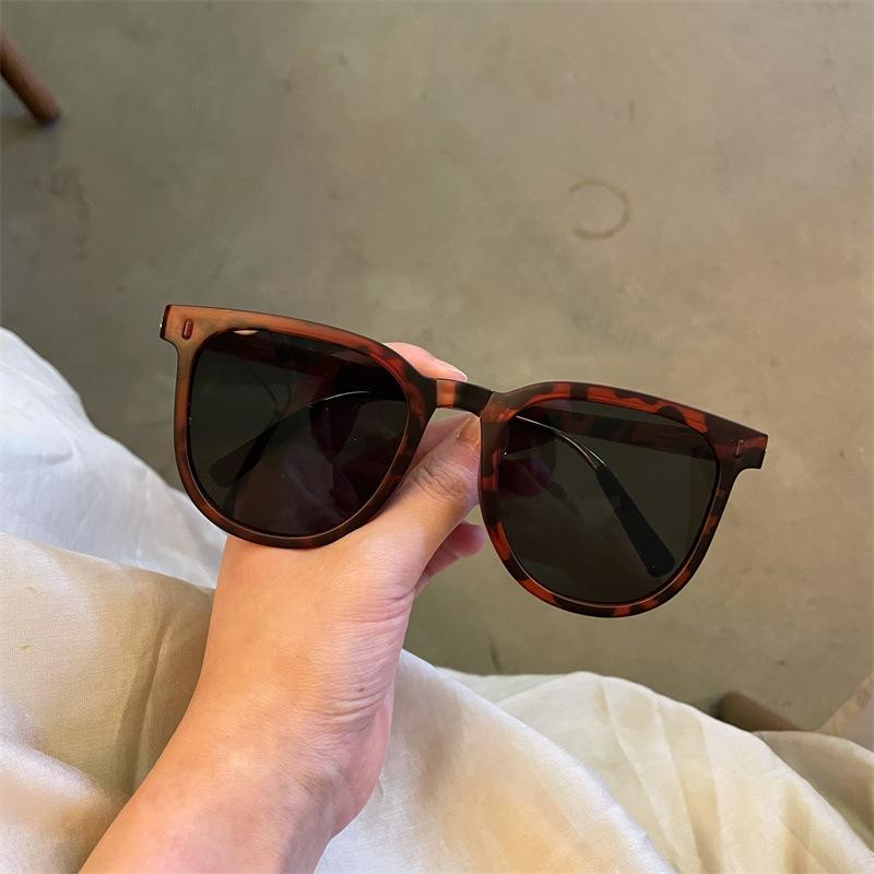 

Новое поступление, складные солнцезащитные очки, портативные, ультралегкие, солнцезащитные очки с защитой от ультрафиолета, мужские и женские солнцезащитные очки, очки MULTI цветной печати леопарда