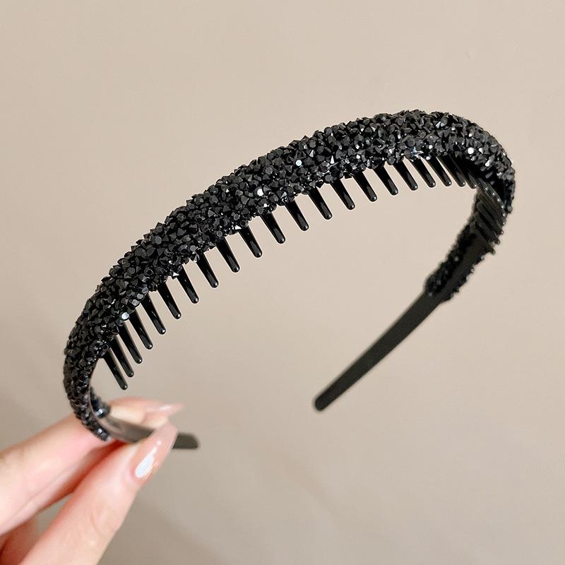 Bentiță elegantă de catifea cu strasuri, cu dinți, antiderapantă și elastic de păr pentru femei