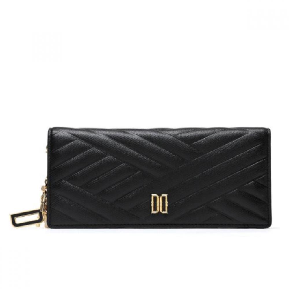 

Daks Black Embossed Leather Golddd 2 Fold Long Wallet Dcwa2e212bk Single option