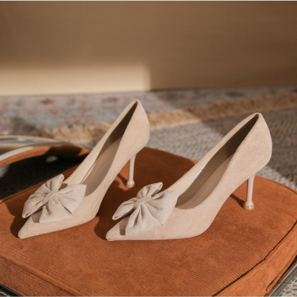 Pointed Head Shallow Mouth High Heels Classic Women's Shoes Head Flower Black Velvet Versatile High Heels Red Single Shoes