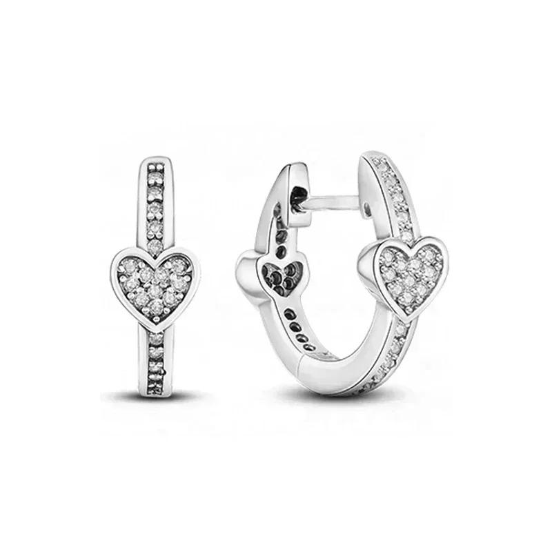 925 Silver Heart Earrings Exquisite Shiny Circular Light Luxury Jewelry Perfect Festive Gifts for Her