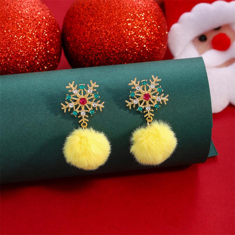 Exquisite Zircon Snowflake Pearl Earrings for Women Shiny Crystal Xmas Tree Round Ball Hanging Earring Christmas Daily Jewelry