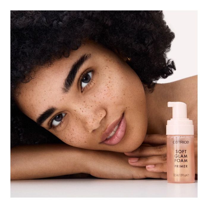 Catrice - Base de Teint en Mousse Soft Glam -