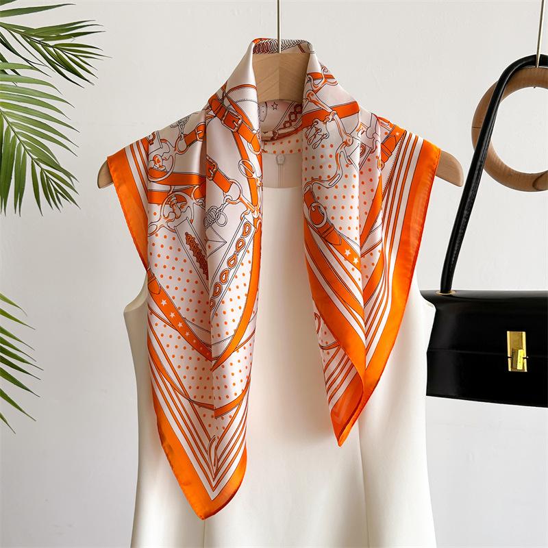 Classic Fashion Chain Small Square Scarf Printed Silk Scarf Women's Headscarf Spring and Summer Scarf Scarf Korean Version Imitation Silk Scarf