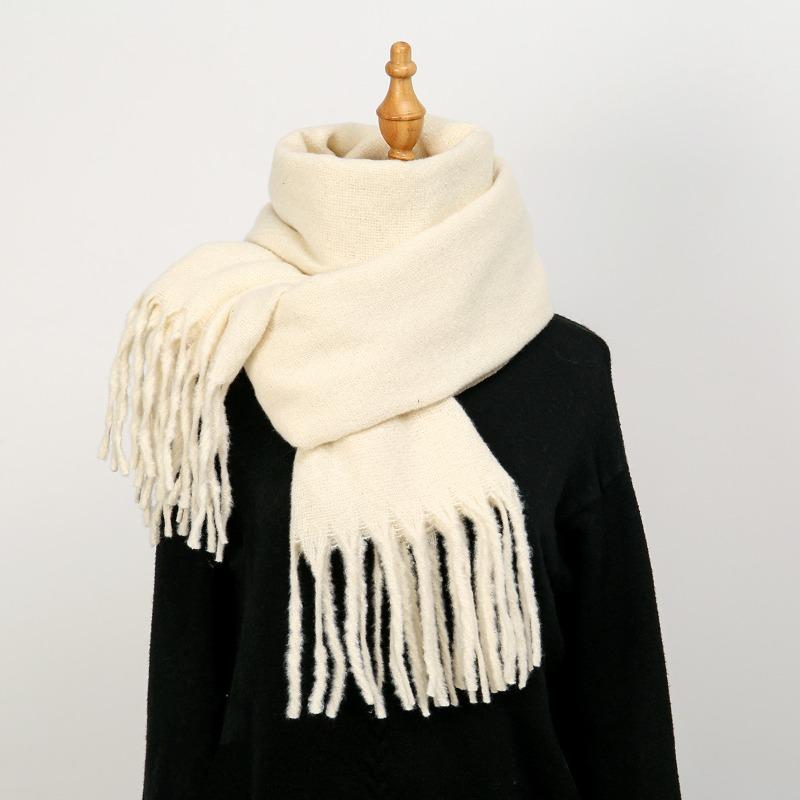 Autumn and winter new women's shawl long tassel beard grass green thickened solid color milk fleece scarf scarf women