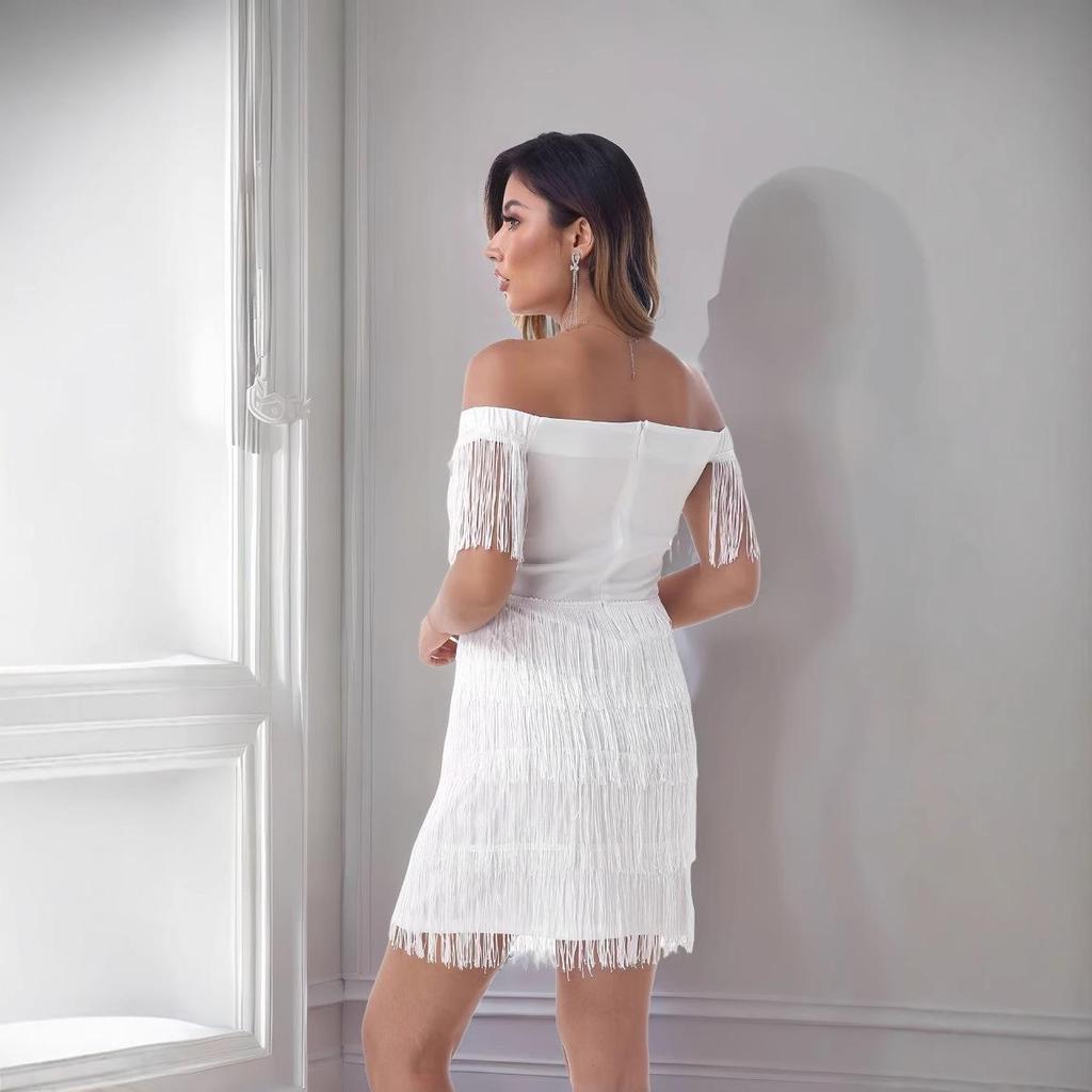 Disponibile: Abito con nappe monospalla alla moda europea e americana