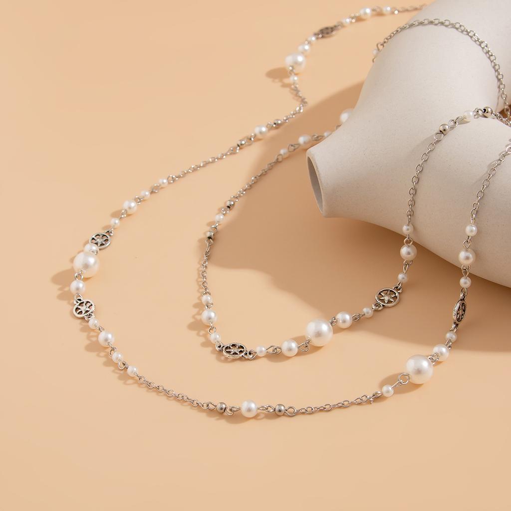 Temperament Imitation Pearl Stacked Long Necklace Women's Retro Ethnic Wind Star-shaped Fringed Sweater Chain