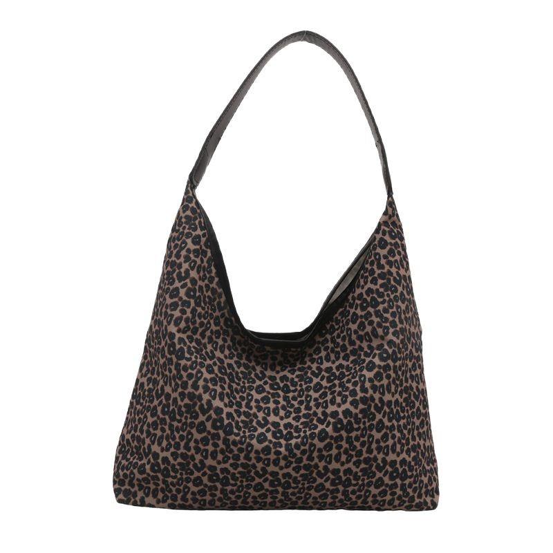 Fashionable and Trendy Large Capacity Commuting Tote Bag New Personalized Leopard Print Shoulder Bag Korean Style Niche Underarm Bag