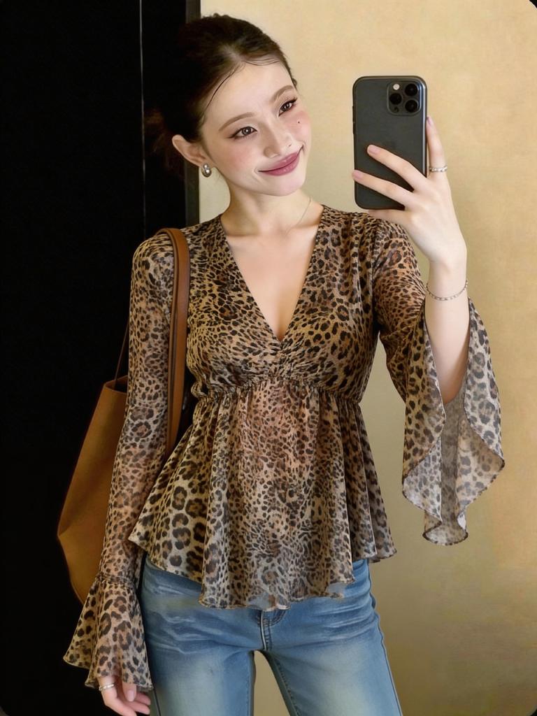 Holiday style leopard print chiffon shirt women's summer new super good-looking loose and thin outer wear sunscreen top