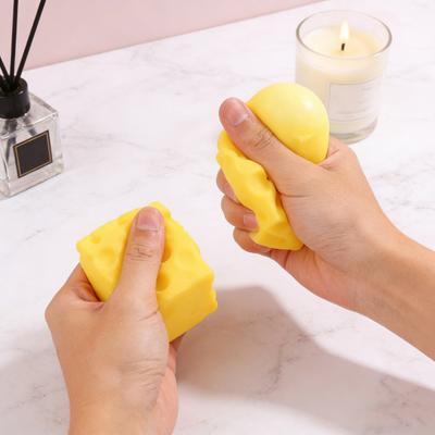 Gelber Käse Quetschspielzeug Weiches Langsam Aufgehendes Fidget Spielzeug zur Stressbewältigung Neuheit Lebensmittel-Themendes Dekompressions-Gadget für Erwachsene Kinder