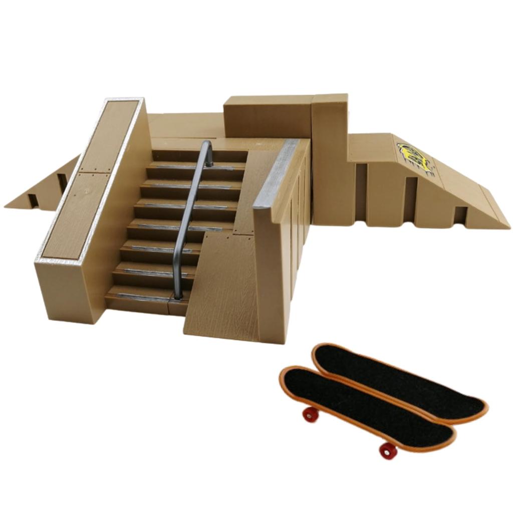 Cartuccia Finger Skateboard Finger Finger Skate Park Set with and 2 Large Skateboard Perfect for Beginners and Practice Park, Skateboard, Deck, Ramp,