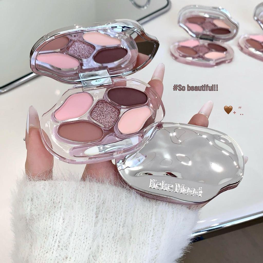 KEKEMOOD Five-Color Tear Trough Eyeshadow Palette: Multi-use, Clear Color Payoff, Long-lasting, Smudge-proof with Built-in Brush.