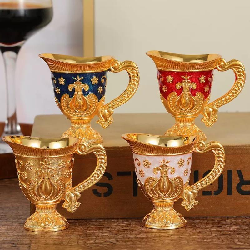 European Exquisite Handle Cup, Alloy Relief Mini Liqueur Tumbler, Portable Vintage Vodka Glass, Wine Cabinet Decorations, 1pcs
