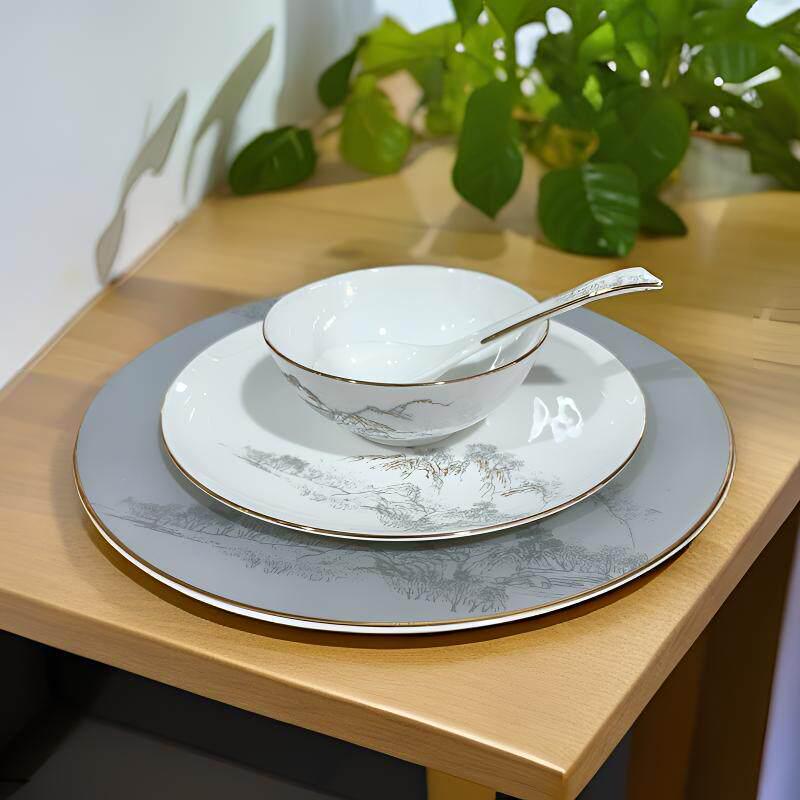 Luxury Gold Rim Bone China Tableware Set: Elegant Ceramic Plates, Bowls, and Dishes for Home and Hospitality Use