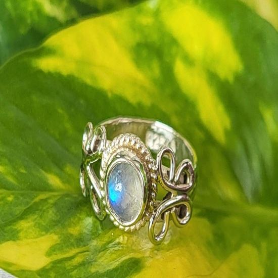 Natural Rainbow Moonstone Hand Made 925 Sterling Silver Ring Size  5.5 US A12