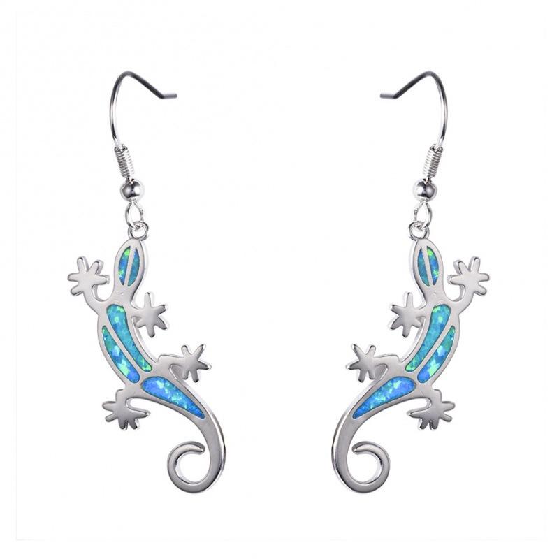 

Smart lizard shape blue and white gradual change beach atmosphere earrings, beach wear women s exquisite earrings синій