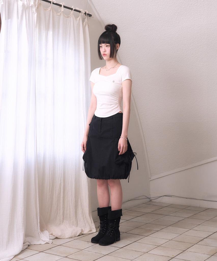 Leijeumiya Margaret Slim Crop T-Shirt [White]