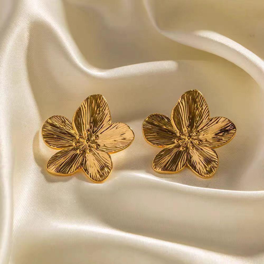 Vintage Large Flowers Dangle Earrings for Women Splicing Metal 3D Flowers Ear Pendant Statement Earrings Jewelry Accessories
