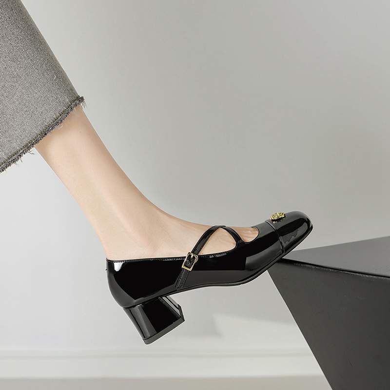 Krazing Pot Sheepskin Square Toe Med Heels Autumn Summer Shoes Metal Flowers Women Mary Janes Fashion Pumps