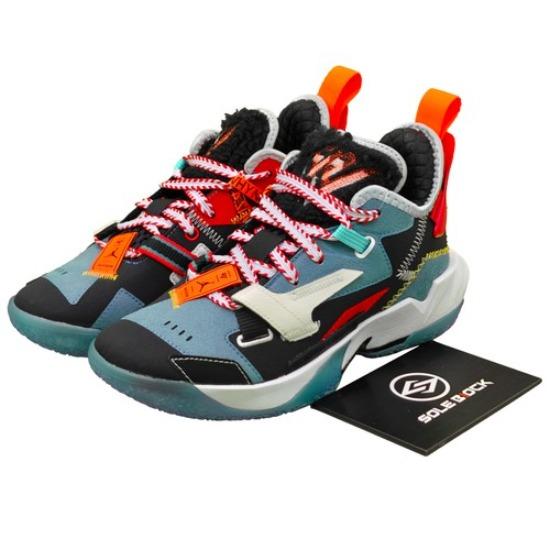 

Джордан Почему бы и нет ZER0.4 Премиум PF x FACETASM Дымчато-голубой 2021 - DC3664-001 EU 36.5 синий