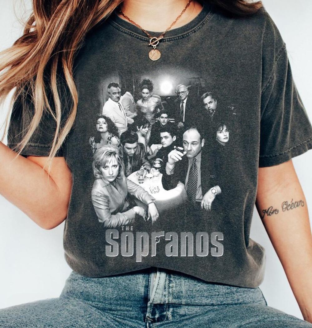 The Sopranos Cast Shirt Full Character Group Tee Tony Soprano and Family TShirt Vintage 90s HBO Series Merch M
