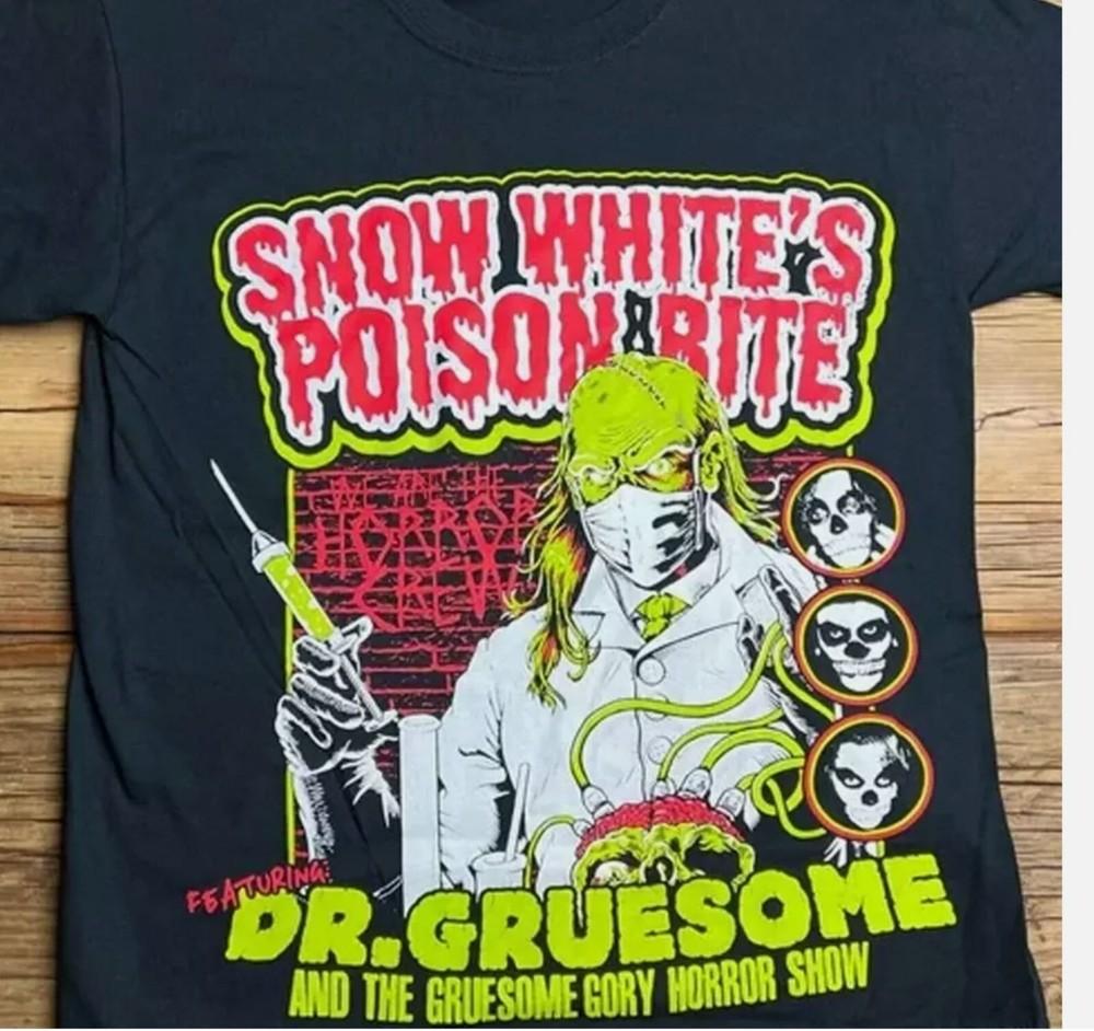 

Snow White_s Poison Bite VTG shirt black Unisex tee All sizes 4XL