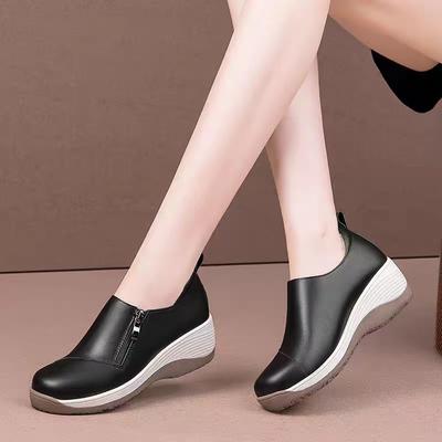Lente en zomer nieuwe damesschoenen zachte zool Romeins retro casual mode moeder enkele schoenen middelbare en oudere liefde