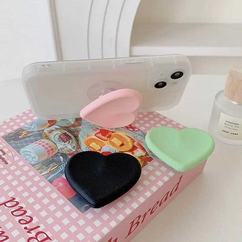 Ins Style Heart Silicone Phone Grip Bracket – Universal Holder for iPhone & Android Smartphones