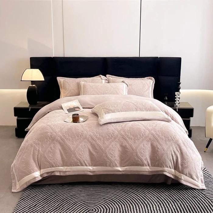 

Легкая роскошь Высококлассный Зимний Утолщенный Резной Молочный Флис Четырехпредметный Комплект Коралловый Флис Двусторонняя Простыня Пододеяльник Флис Bed1.2m sheet 3pcs