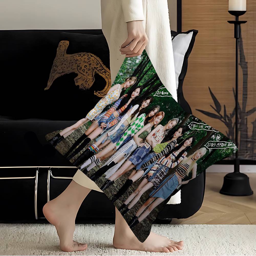 Fromis_9 Kpop Style Girl Office Cushion Pillowcase Car Cushion Cover45X45Cm Lumbar Pillowcase Sofa Pillowcover