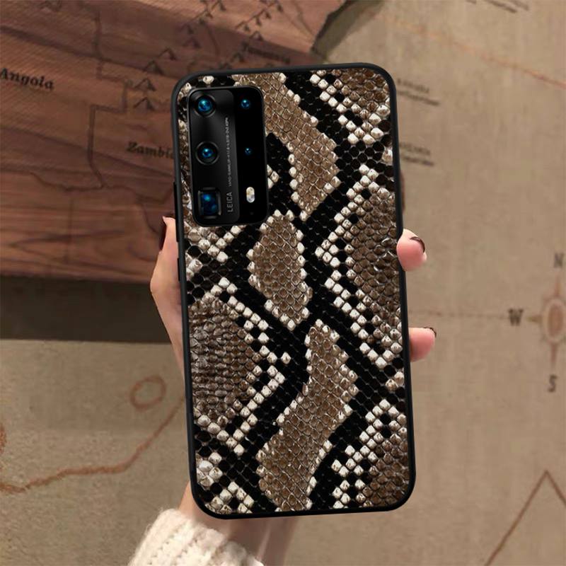 Etui na telefon ze zwierzęcym nadrukiem skóry węża dla Huawei P50 P40 E P30 P20 Pro P10 Lite P Smart Y6 Nova3E Honor10