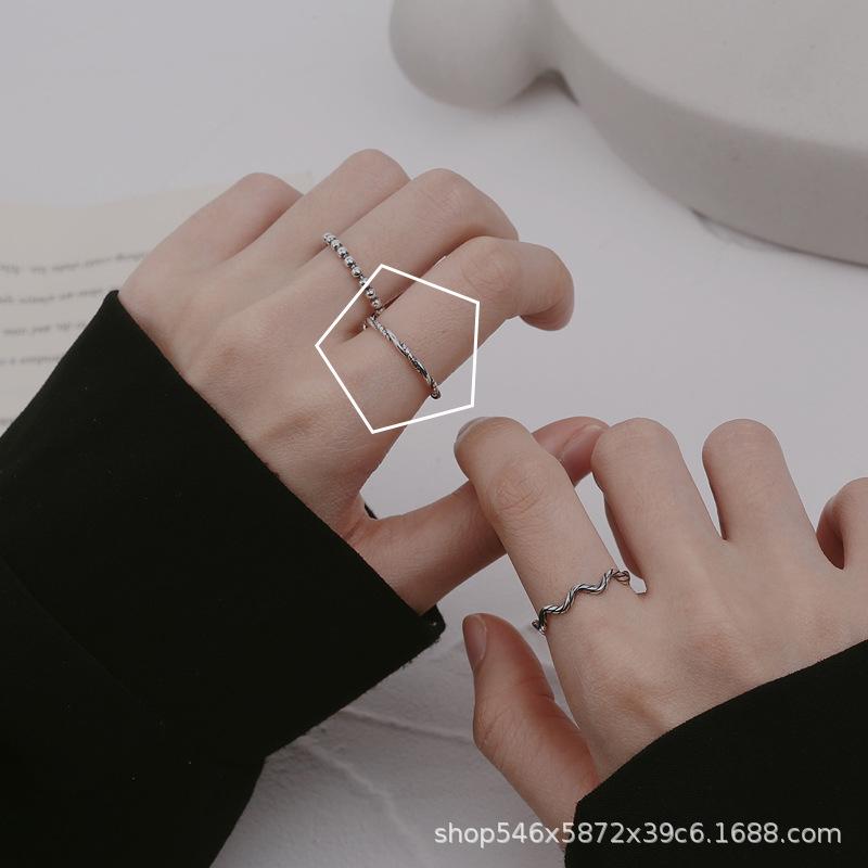 Personalisierter Retro-Ring Damen Kalter Wind Kreative Kette Stern Schlichter Ring Nische Thailändisches Silber Retro-Ring