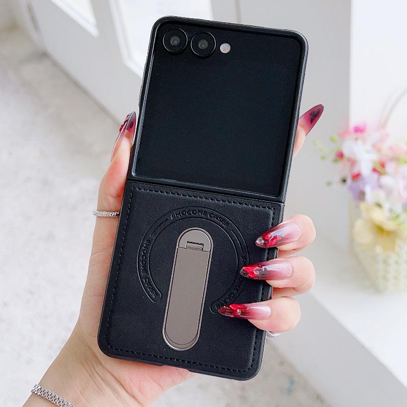 

Premium Leather Magnetic Charging Phone Case for Samsung Galaxy Z Flip 7 FE 6 5 4 3 Invisible Holder Shockproof Protective Cover Galaxy Z Flip6 чёрный