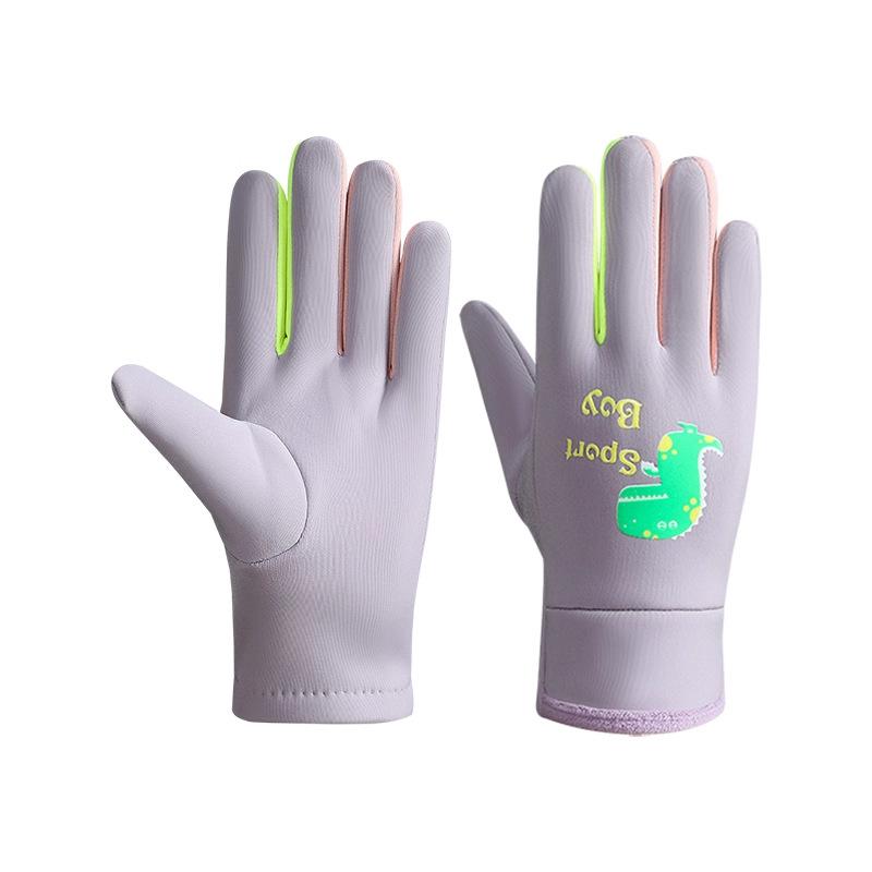 Autumn and Winter Gloves New Children's Cartoon Outdoor Sports Play Snow Waterproof and Velvet To Keep Warm