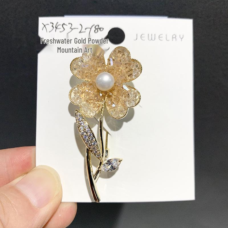 Bo Xin Yun Gradient Crystal Flower Brooch with Pearls - Luxurious Lapel Pin for Coats and Suits