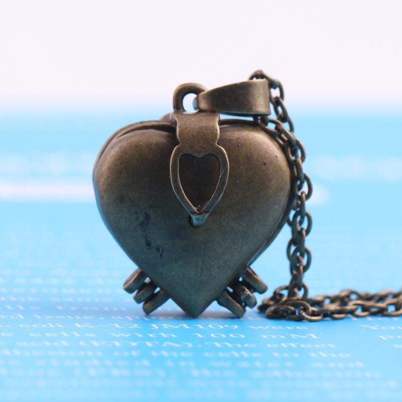 Heart-Shaped Multi-Layer Photo Locket Necklace with Four-Tier Heart Photo Pendant