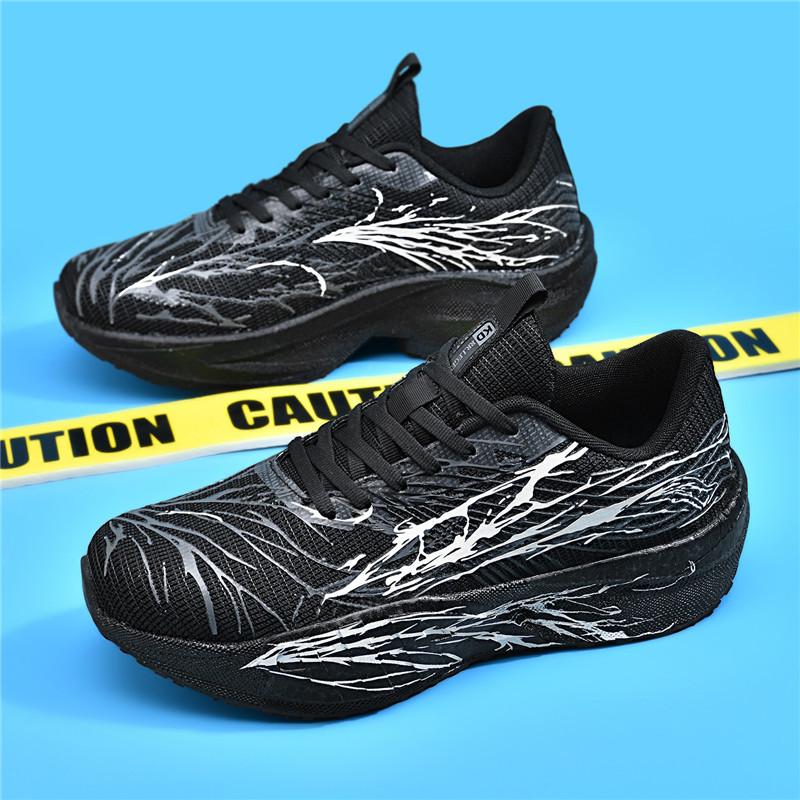 Youth professional marathon carbon board running shoes men's shoes carbon board older children's running shoes are really explosive shock-absorbing