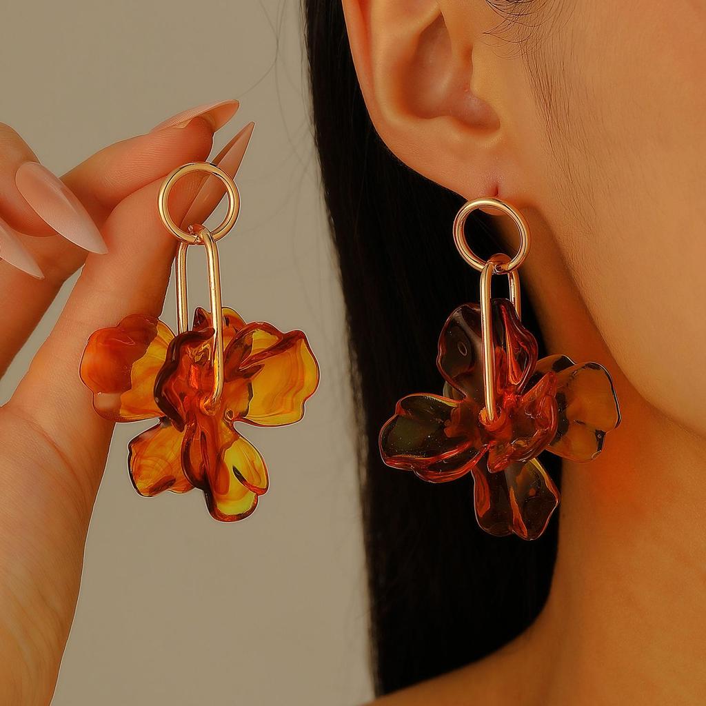 Summer Flower Earrings For Women Dopamine Vacation Style Exaggerated Starfish Earrings Hand Woven Lafite Grass Earrings For Women