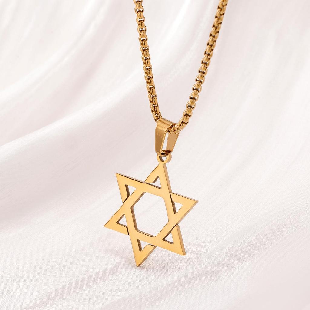 Trendy Titanium Steel Necklace: Unisex Stainless Steel Hollow Star Pendant, Long Chain