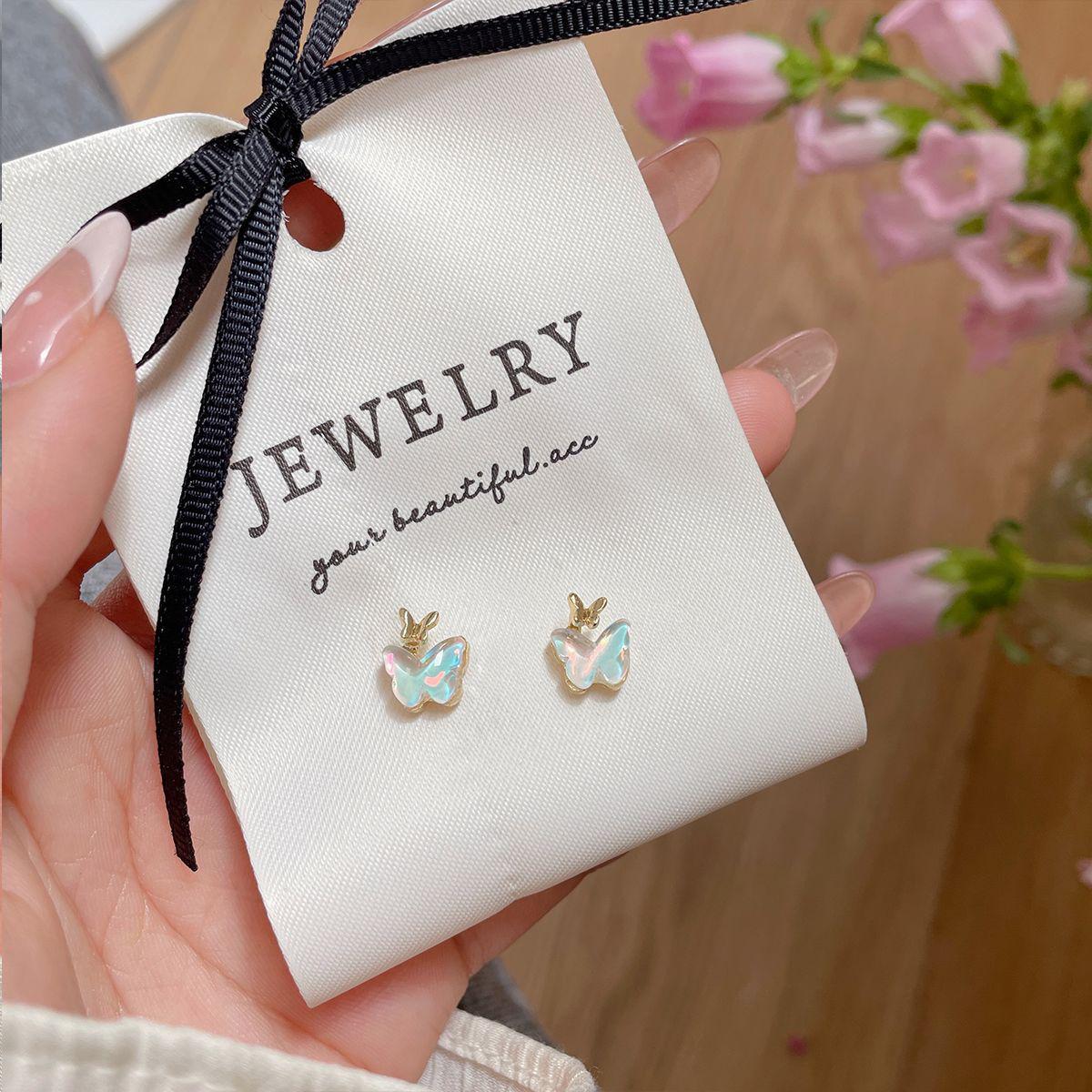 

Серьги-бабочки из цветной смолы: Милый, простой дизайн серебряных игл для женщин