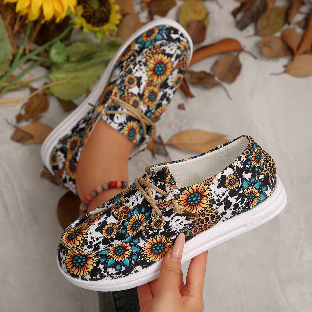 Women's Canvas Shoes Chunky-Sole Loafers Versatile Slip-On Lazy Shoes Comfortable Soft-Sole Low-Cut Single Shoes for Commuting
