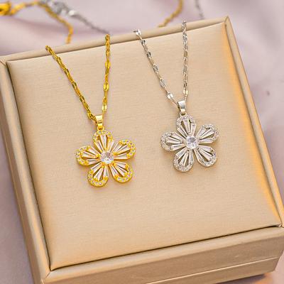 Colier cu flori cu diamante complete