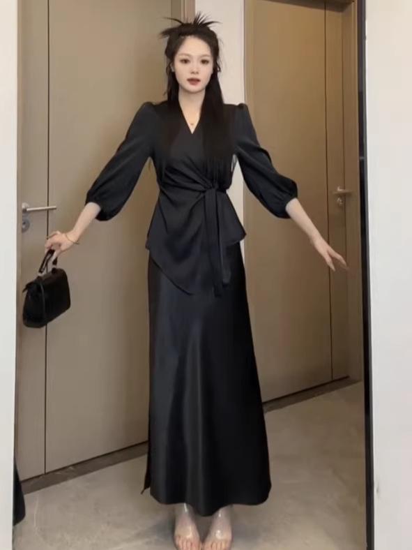 Women's Black Satin Fishtail Skirt - High Waist, Draped, with Slit - Spring/Summer 2026 Fashion