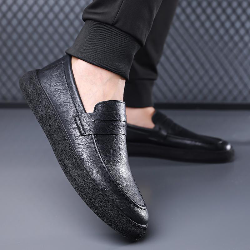 New Style Men's Casual Driving Soft Bottom Shoes Spring British Style Slip-On Lazy Person Comfortable Rubber Sole Leather Shoes